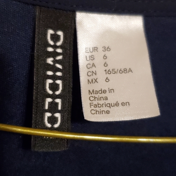 Navy lined short romper - Picture 4 of 8